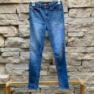 Hollister Highwaisted Skinny Jeans